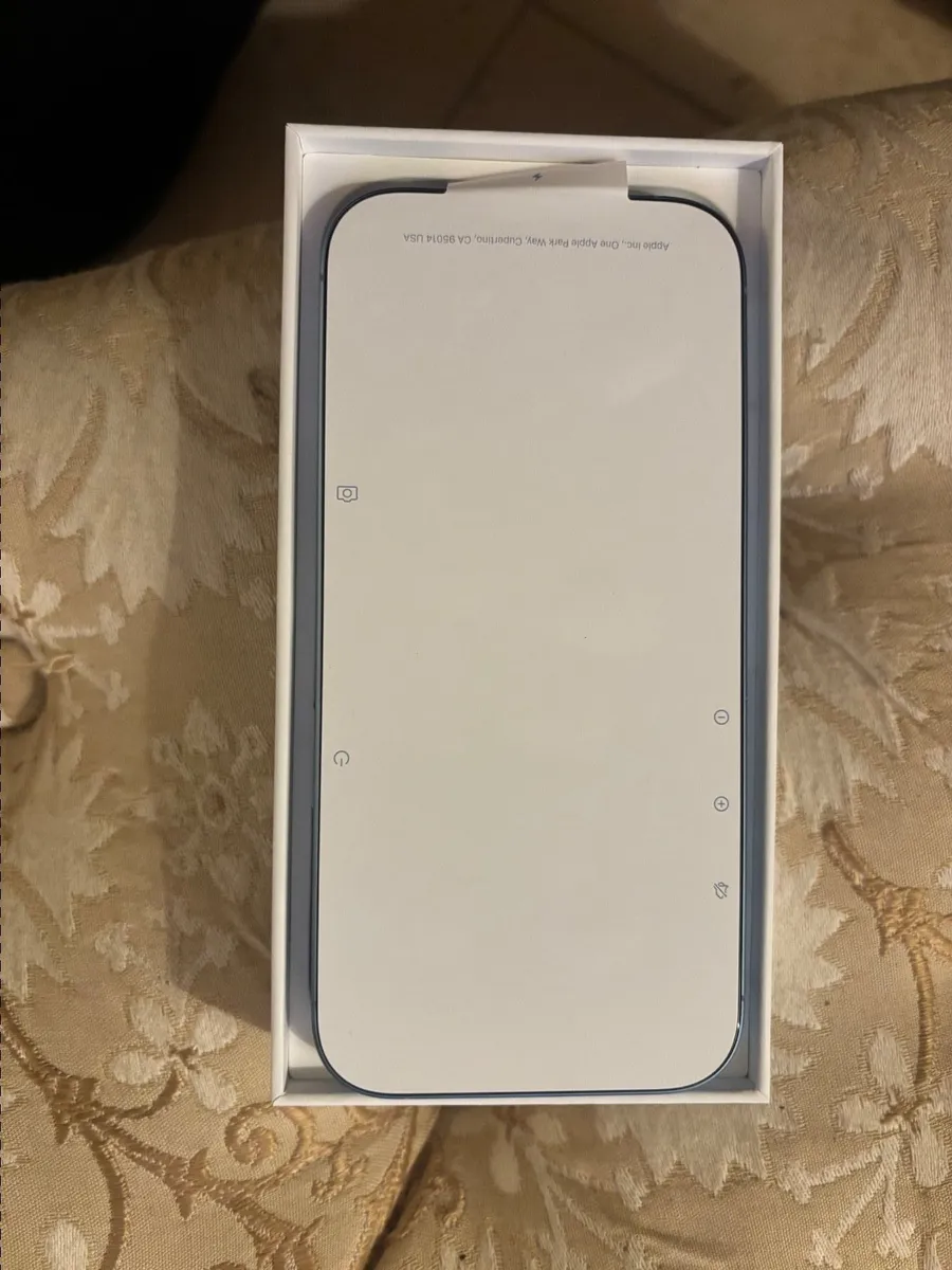 i PHONE 17 🤳 - Image 4