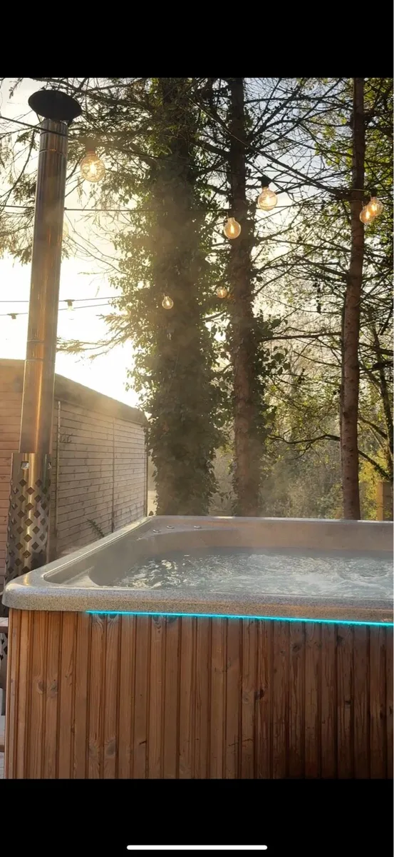 Hot Tub - Image 2