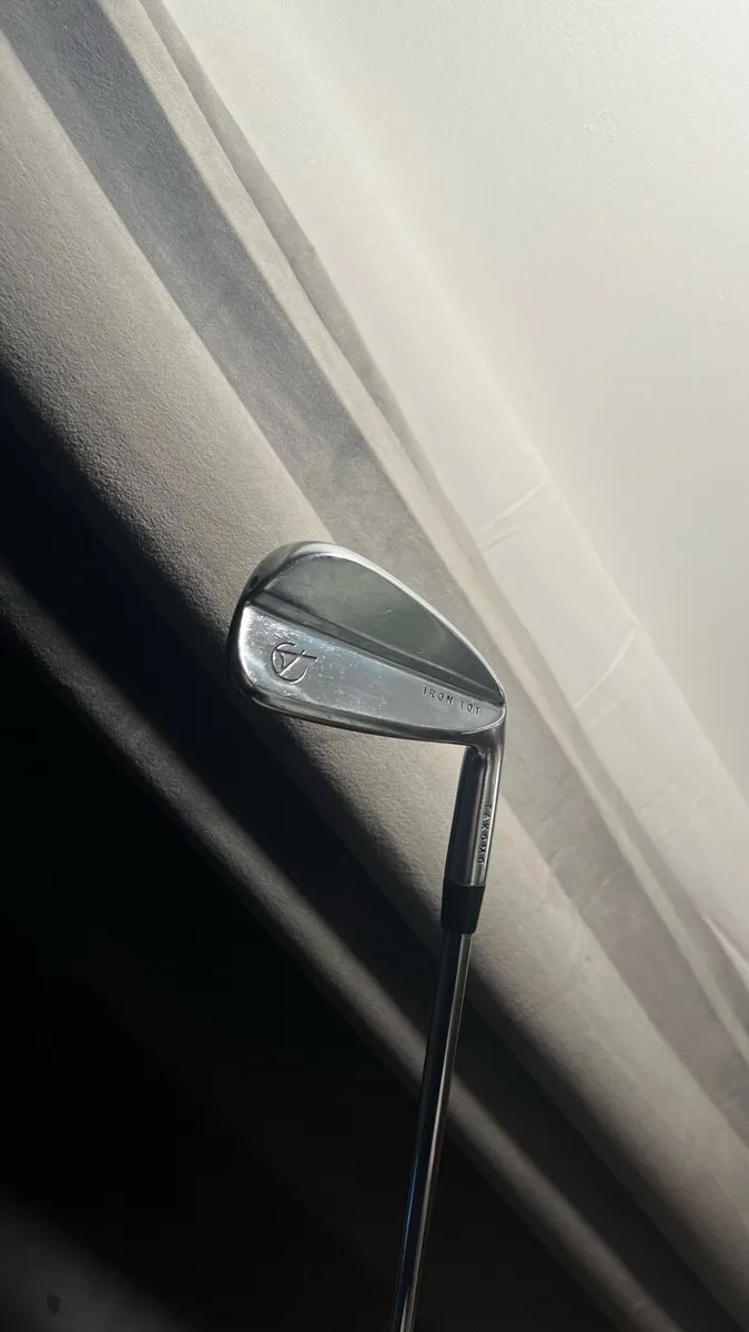 Takomo 101 irons - Image 1