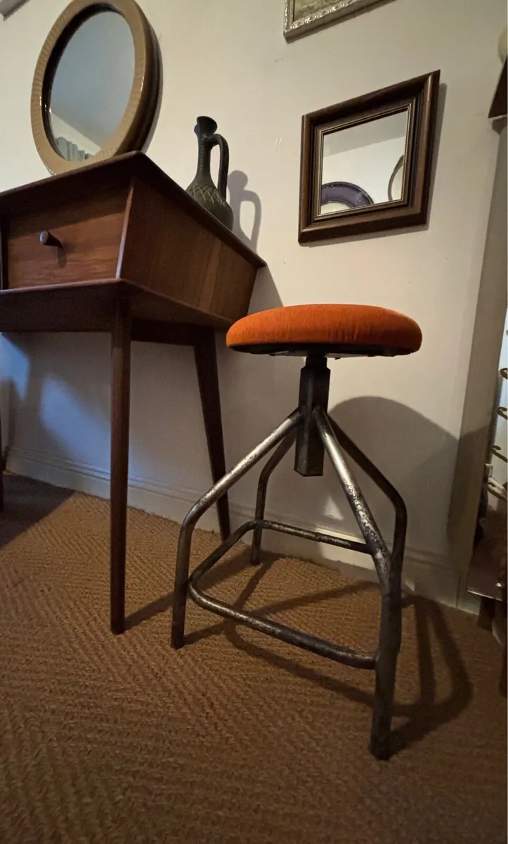 Mid Century Industrial extendable stool. - Image 2