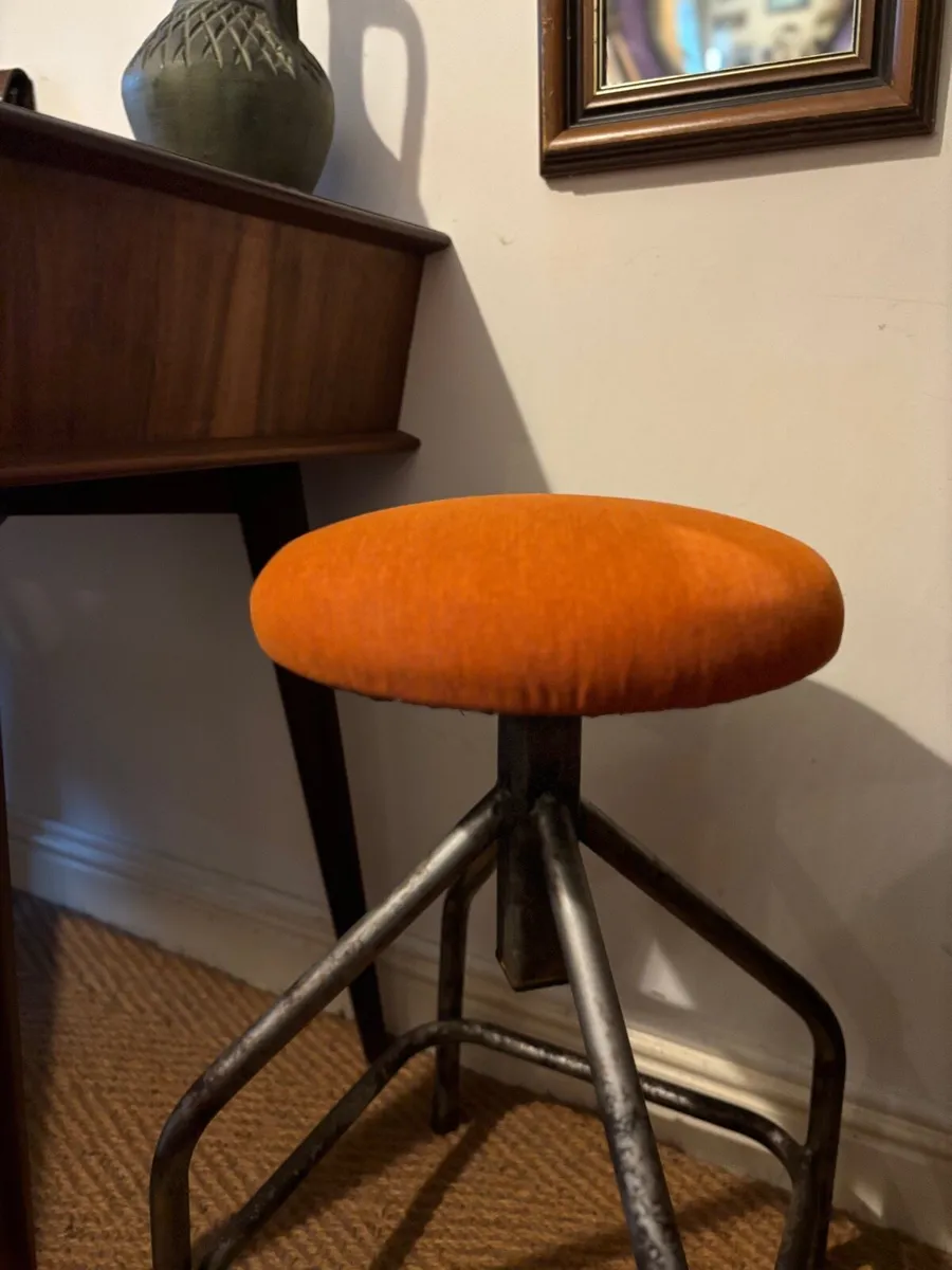 Mid Century Industrial extendable stool. - Image 3
