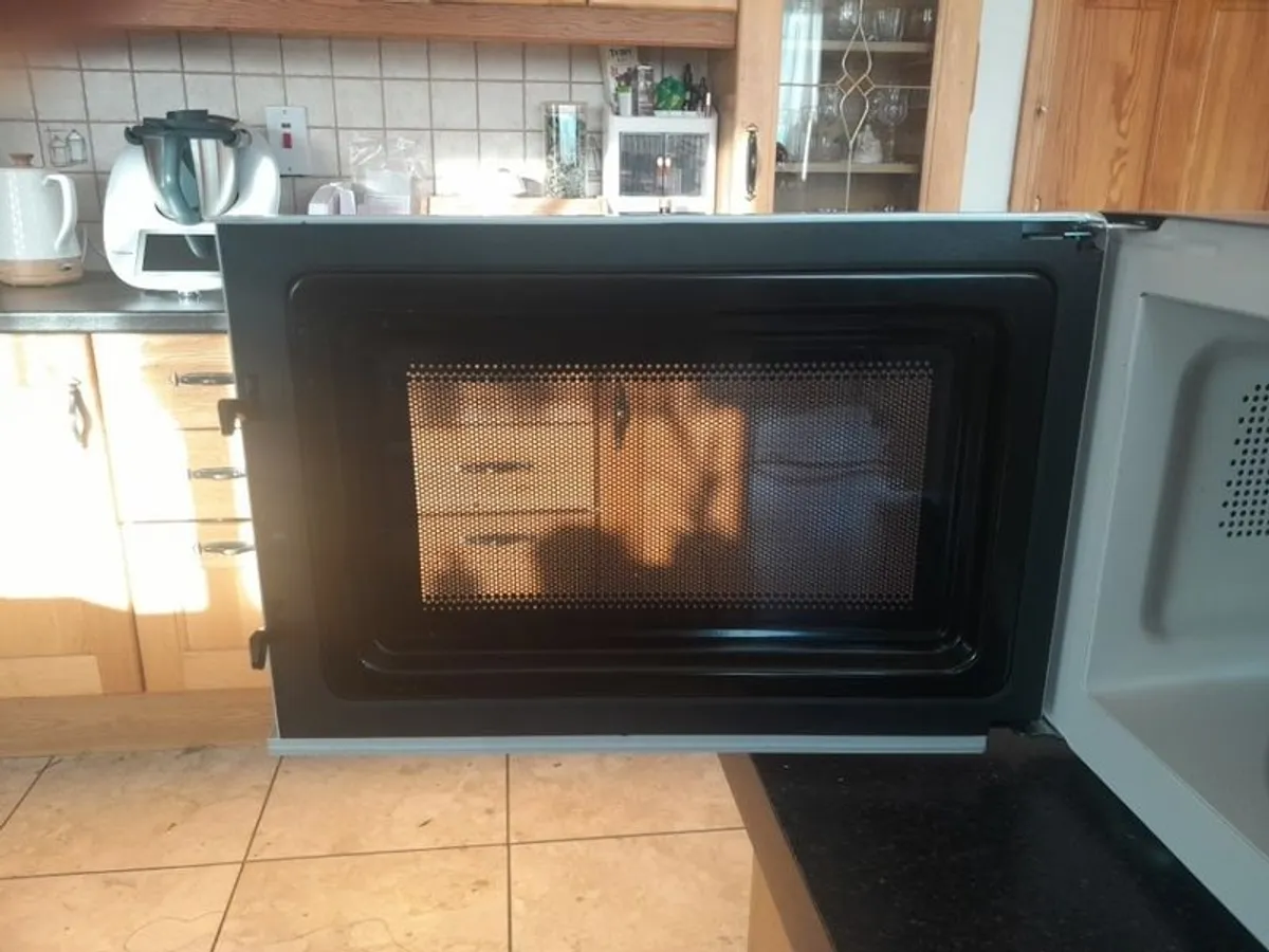 Microwave "SWAN" - Image 4