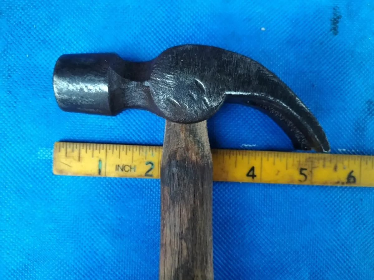 16oz Claw Hammer - Image 2