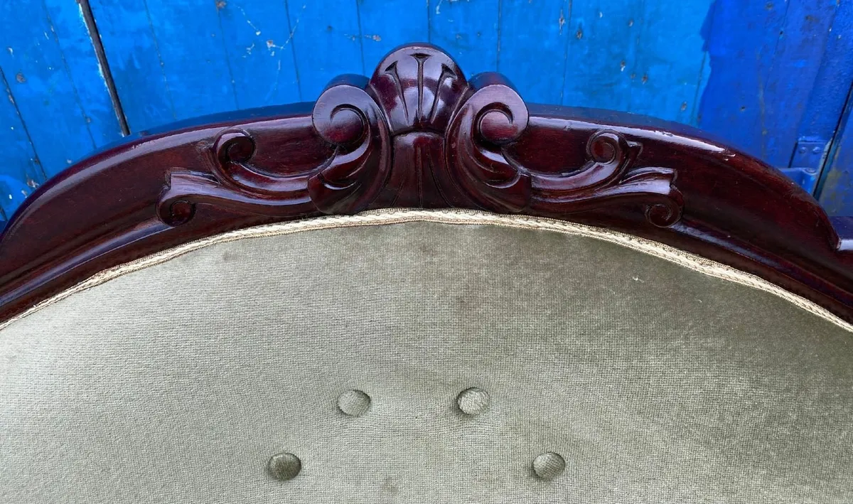 Antique Sofa - Image 3