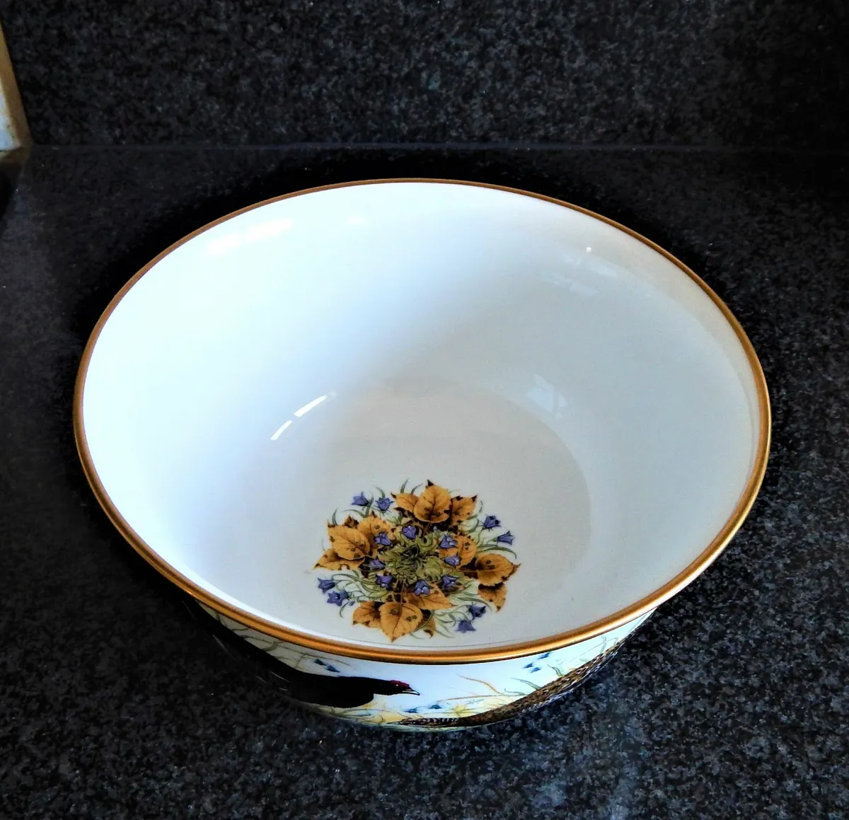 Franklin Mint 1981 Porcelain Game Bird Bowl - Image 3