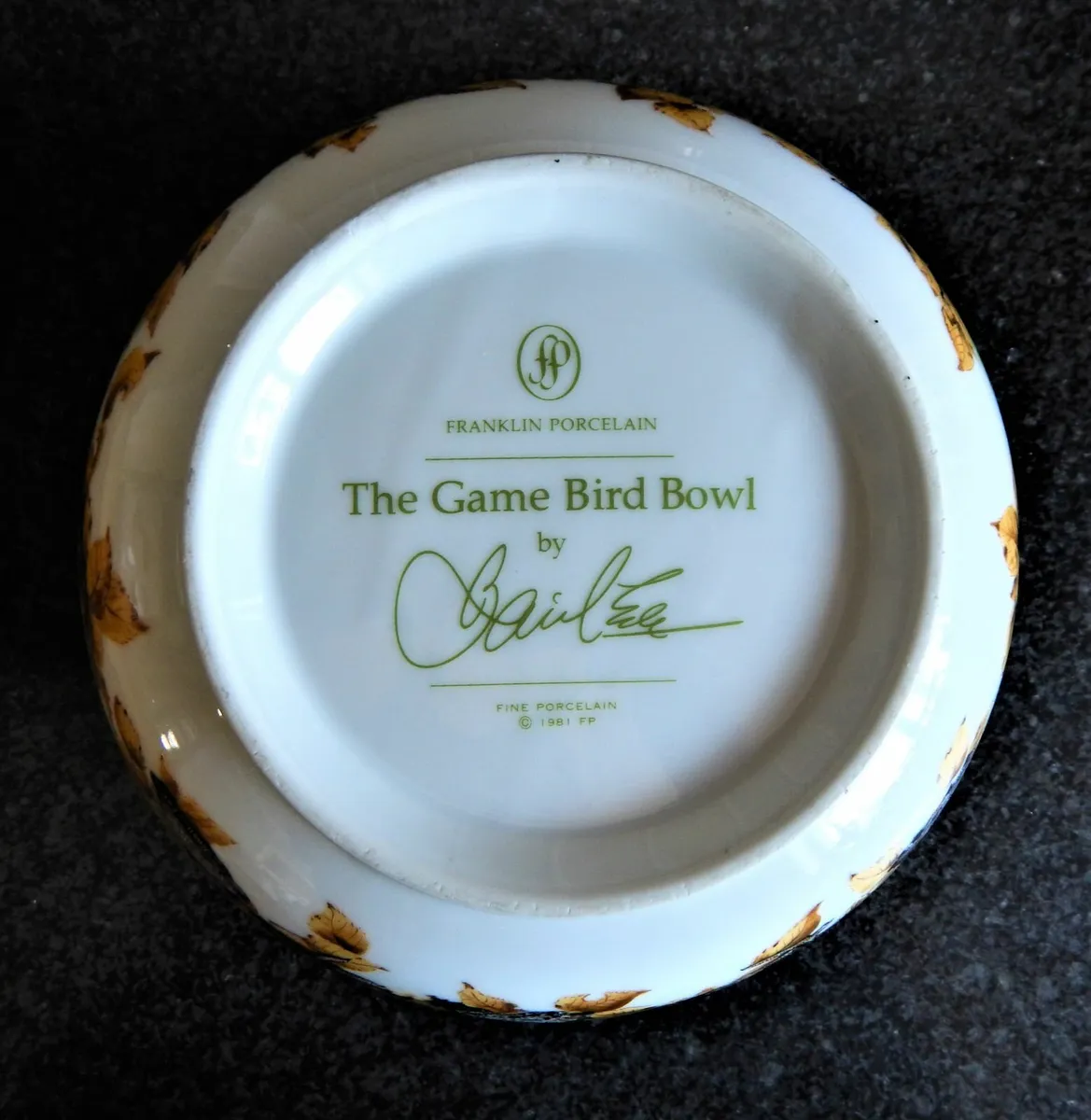 Franklin Mint 1981 Porcelain Game Bird Bowl - Image 4