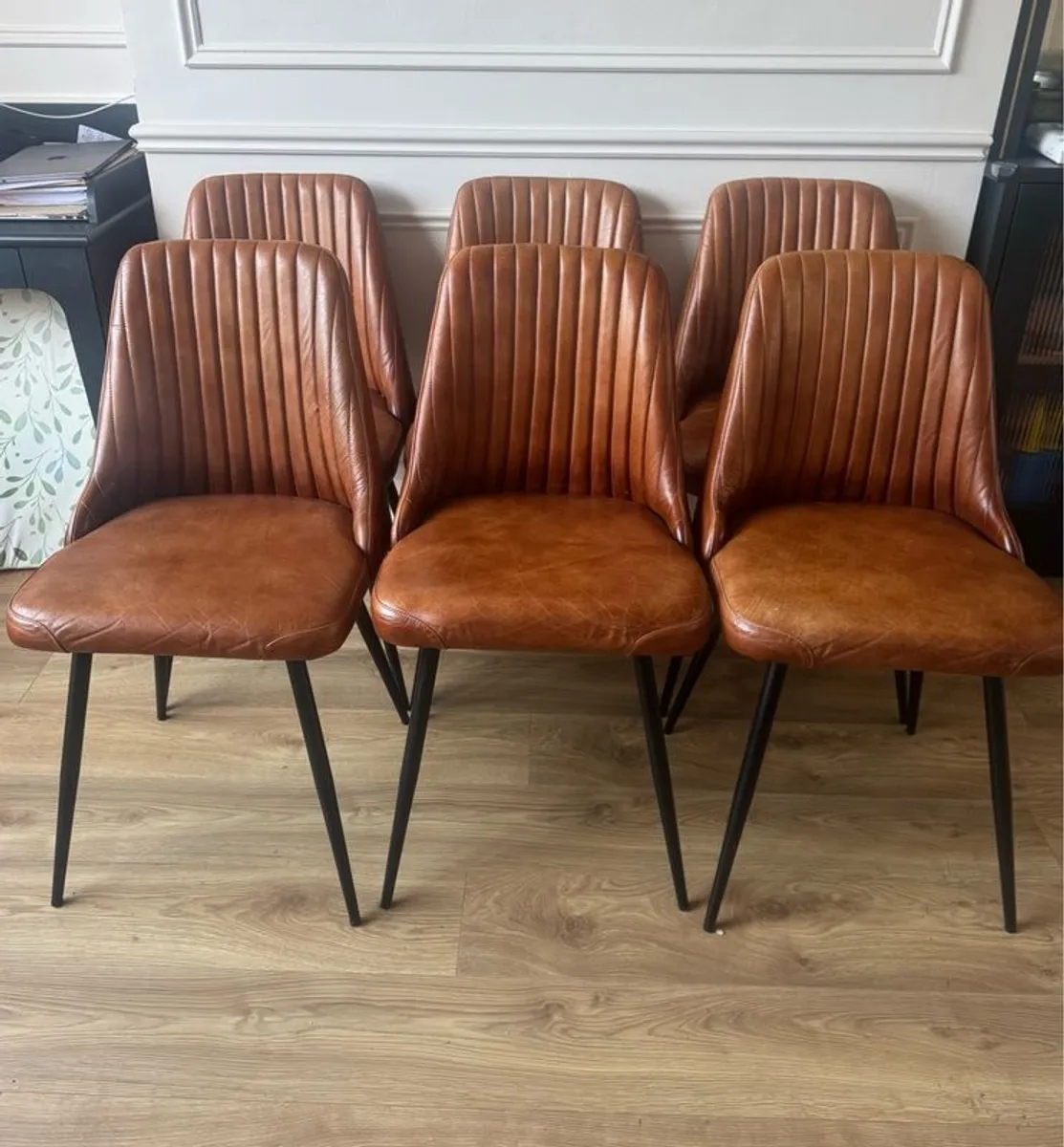 Six tan leather dining chairs - Image 3