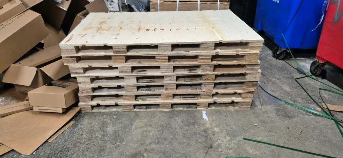 Free pallets for collection