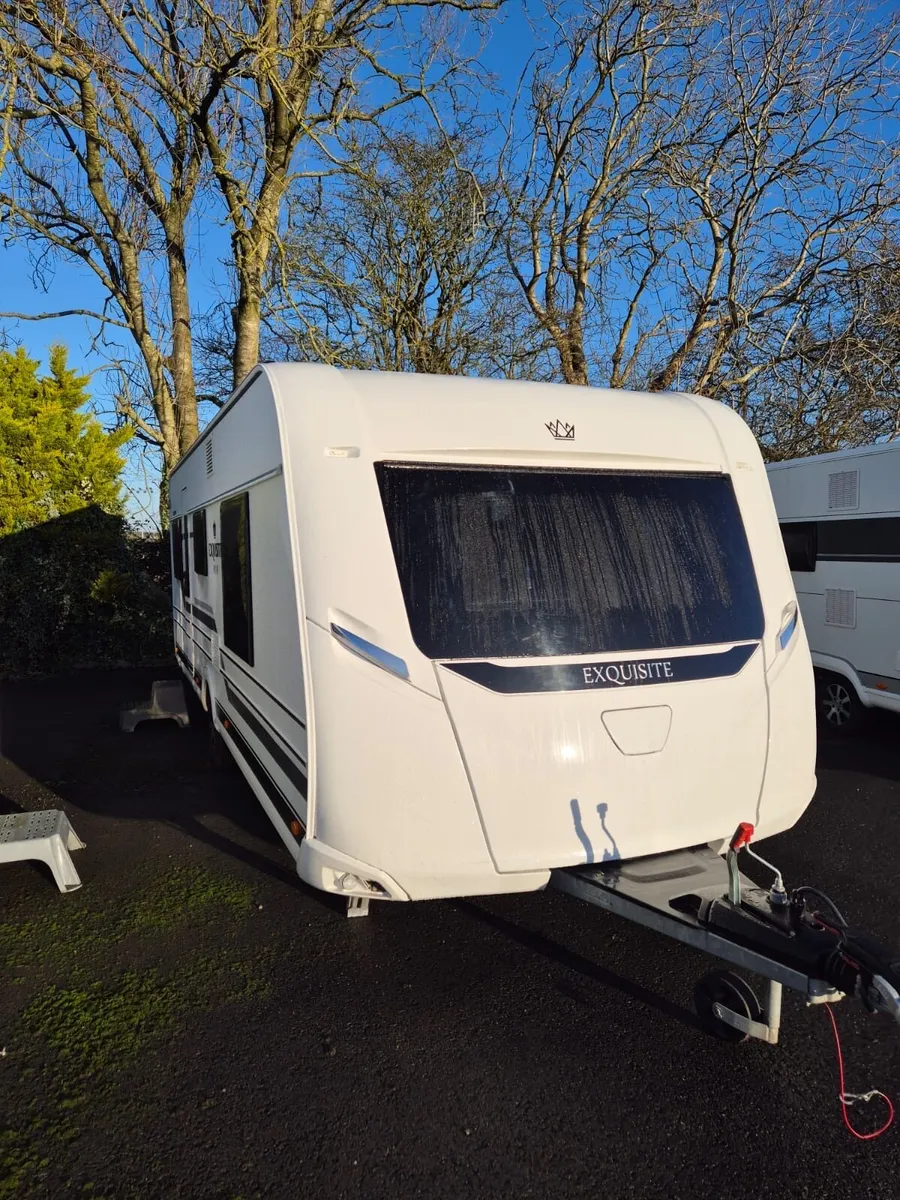 Lmc exquisite vip 4 berth island bed 2024 - Image 1