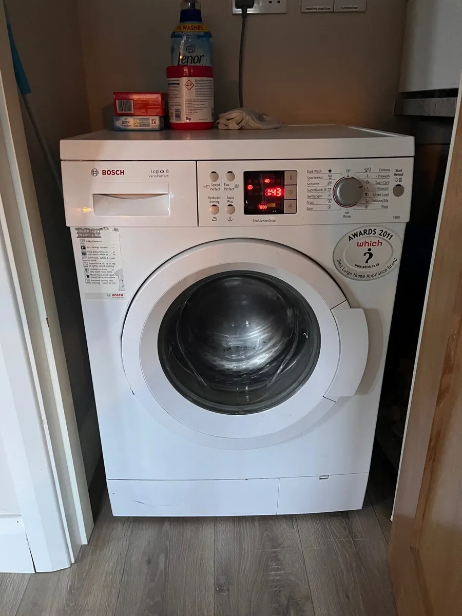 Washing Machine - Bosch - Image 2
