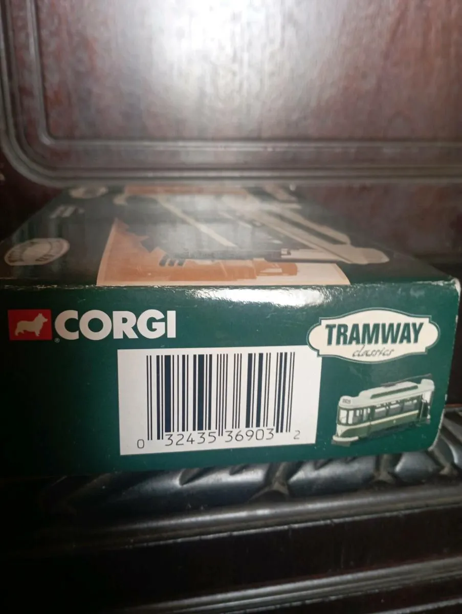 CORGI TRAMWAY  BLACKPOOL  L.T.D TRAM - Image 4