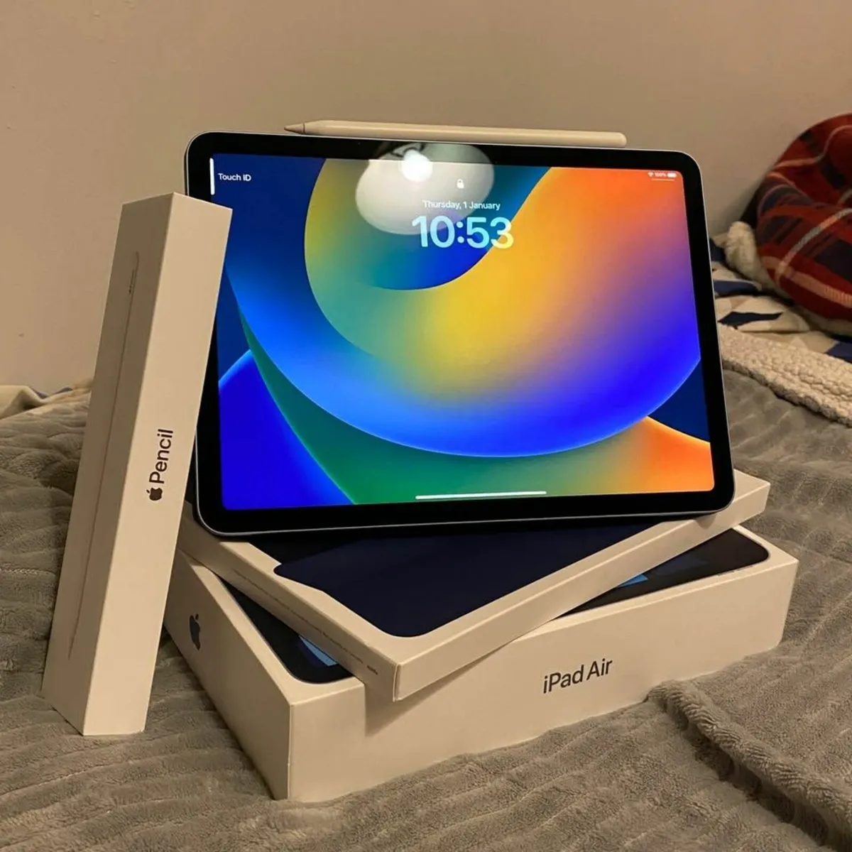 iPad Air w/ Apple Pencil 2 & Smart Folio Case - Image 1