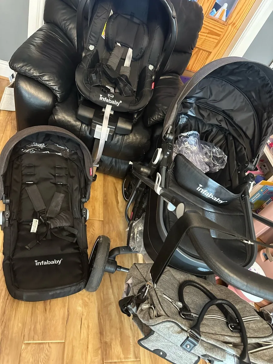 Baby travel system - Image 1