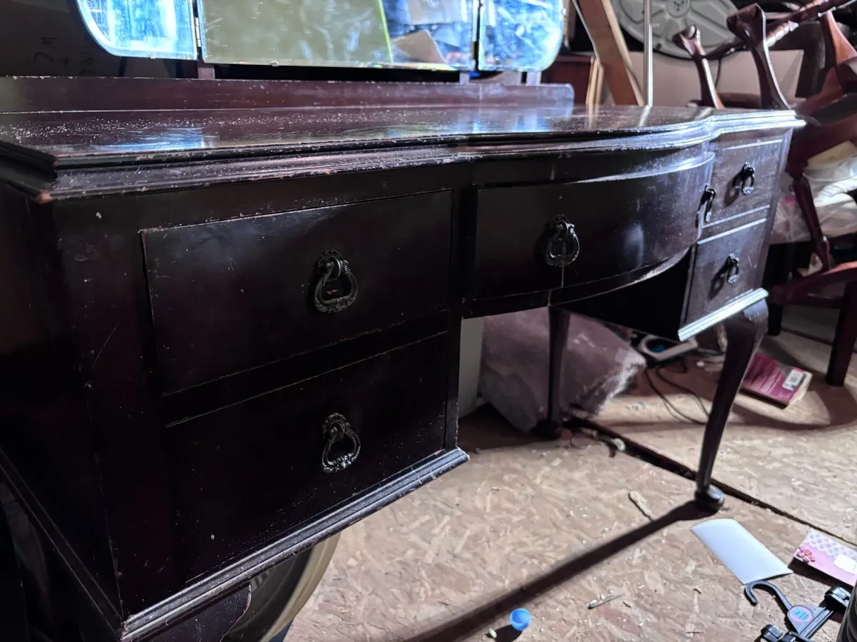 Antique dressing table - Image 1