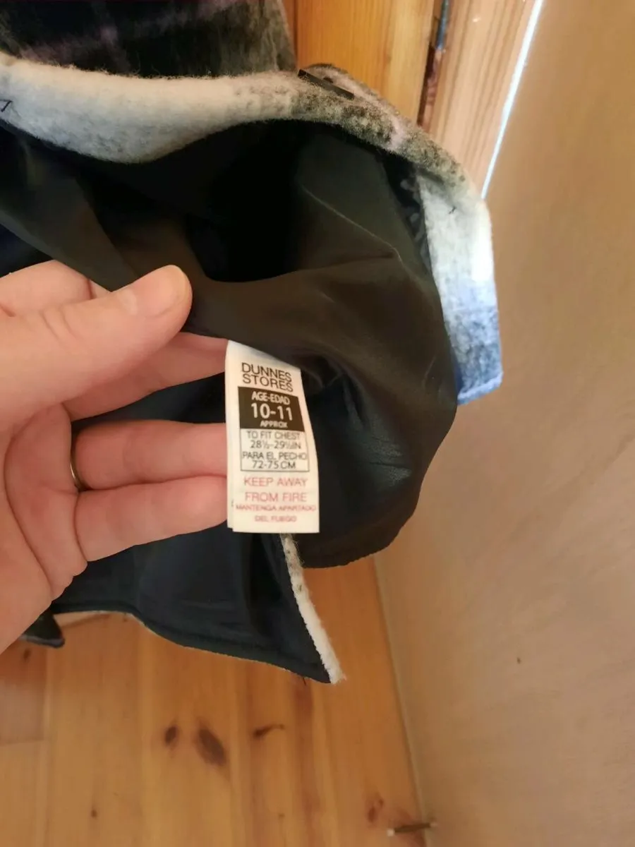 Child age 11-12 faux fur new jacket - Image 3