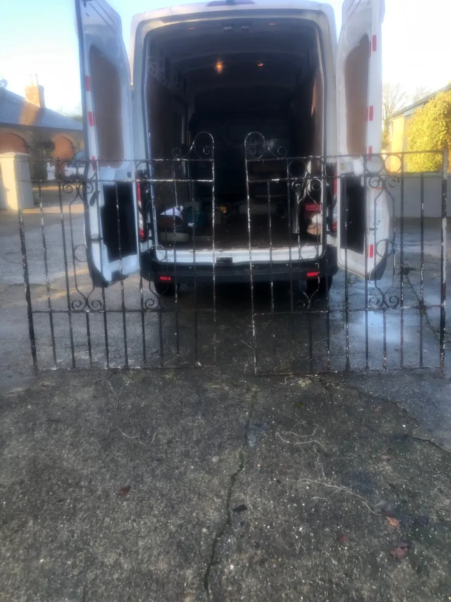 Selection of gates - Image 3