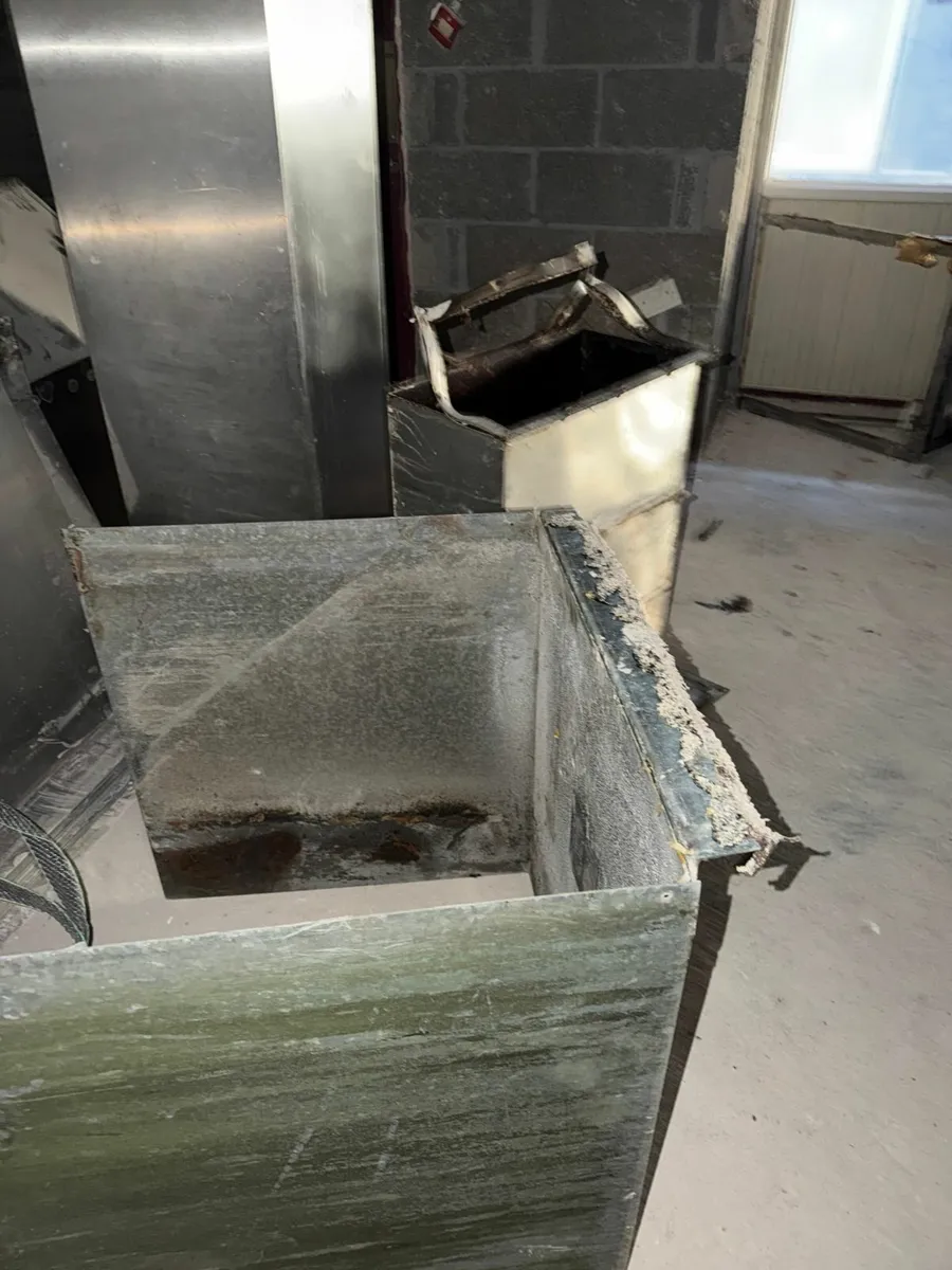 Commercial Kitchen equipment - Image 3