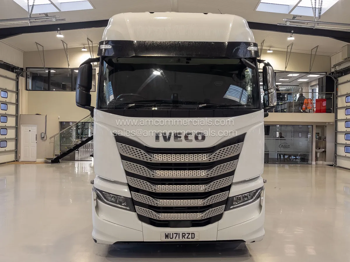 2021 IVECO STRALIS AS440 STX HIGH SLEEPER CAB - Image 2