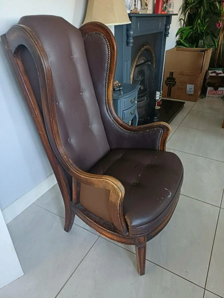 Antique armchair. - Image 1