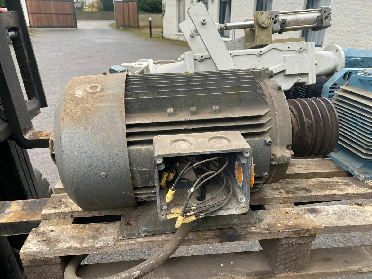 Electric Motors 5 to 20 kW for Sale - Image 1