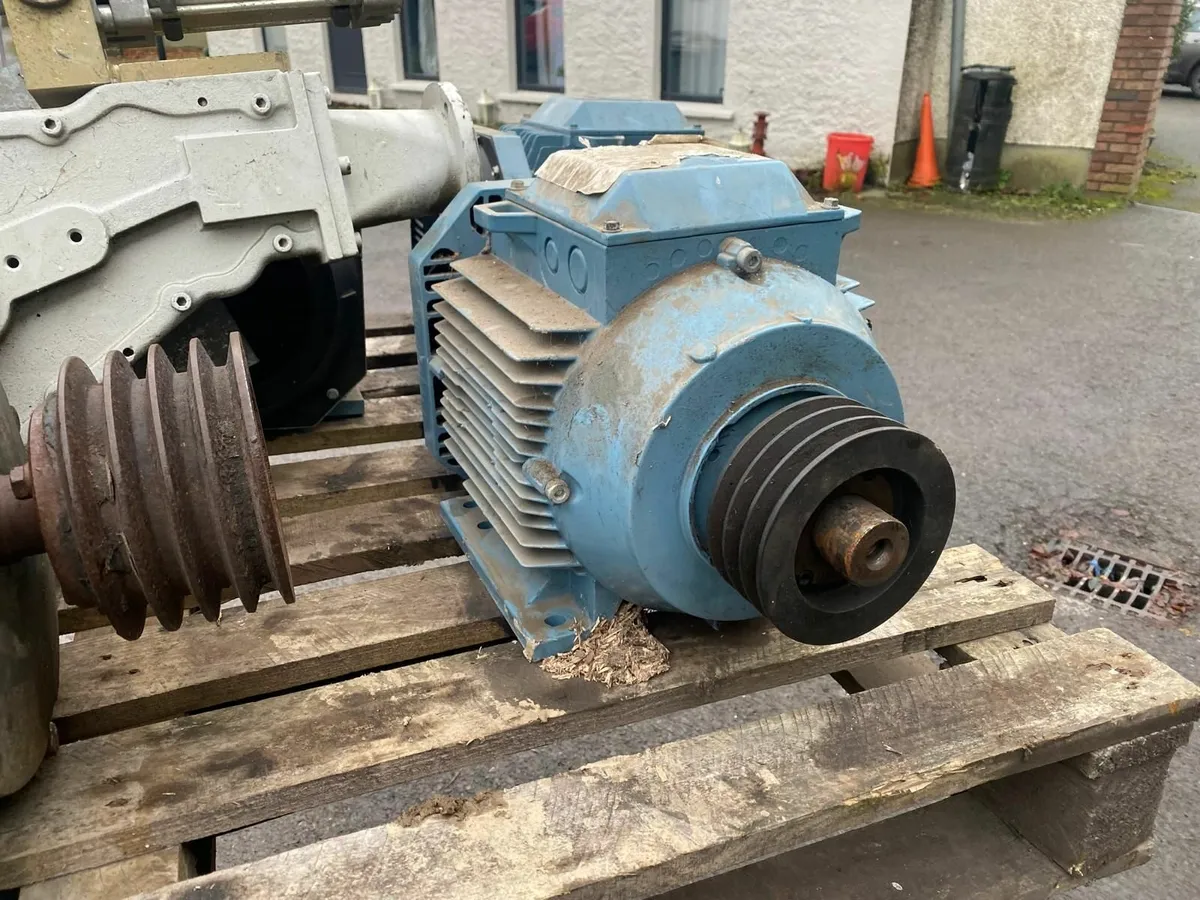 Electric Motors 5 to 20 kW for Sale - Image 2