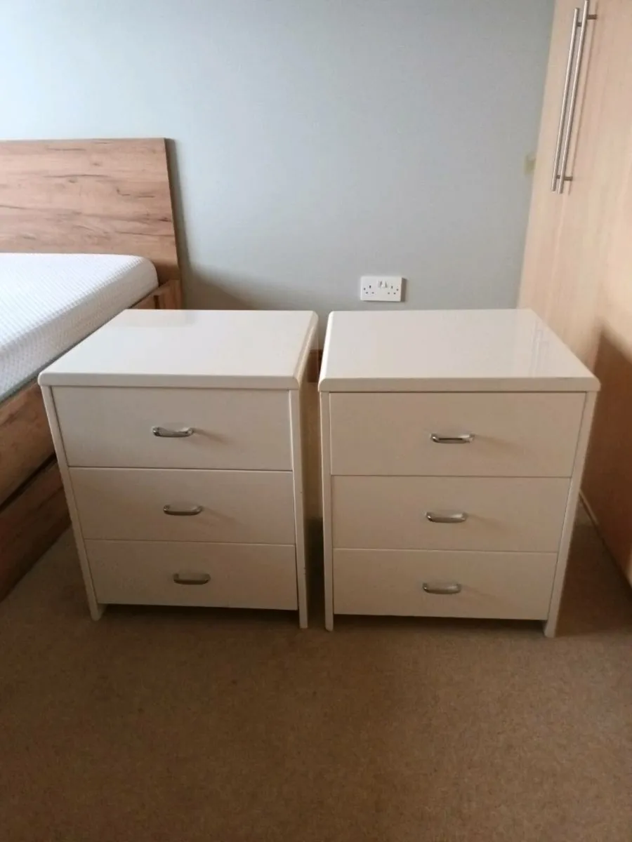 Pair Bedside Lockers - Image 2