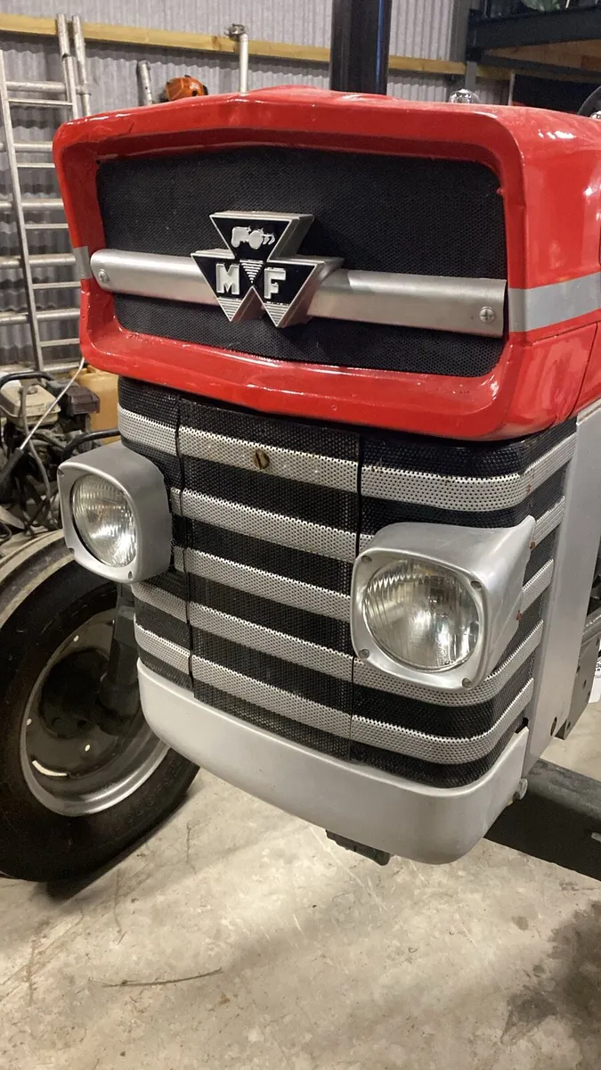 Massey 165 - Image 3