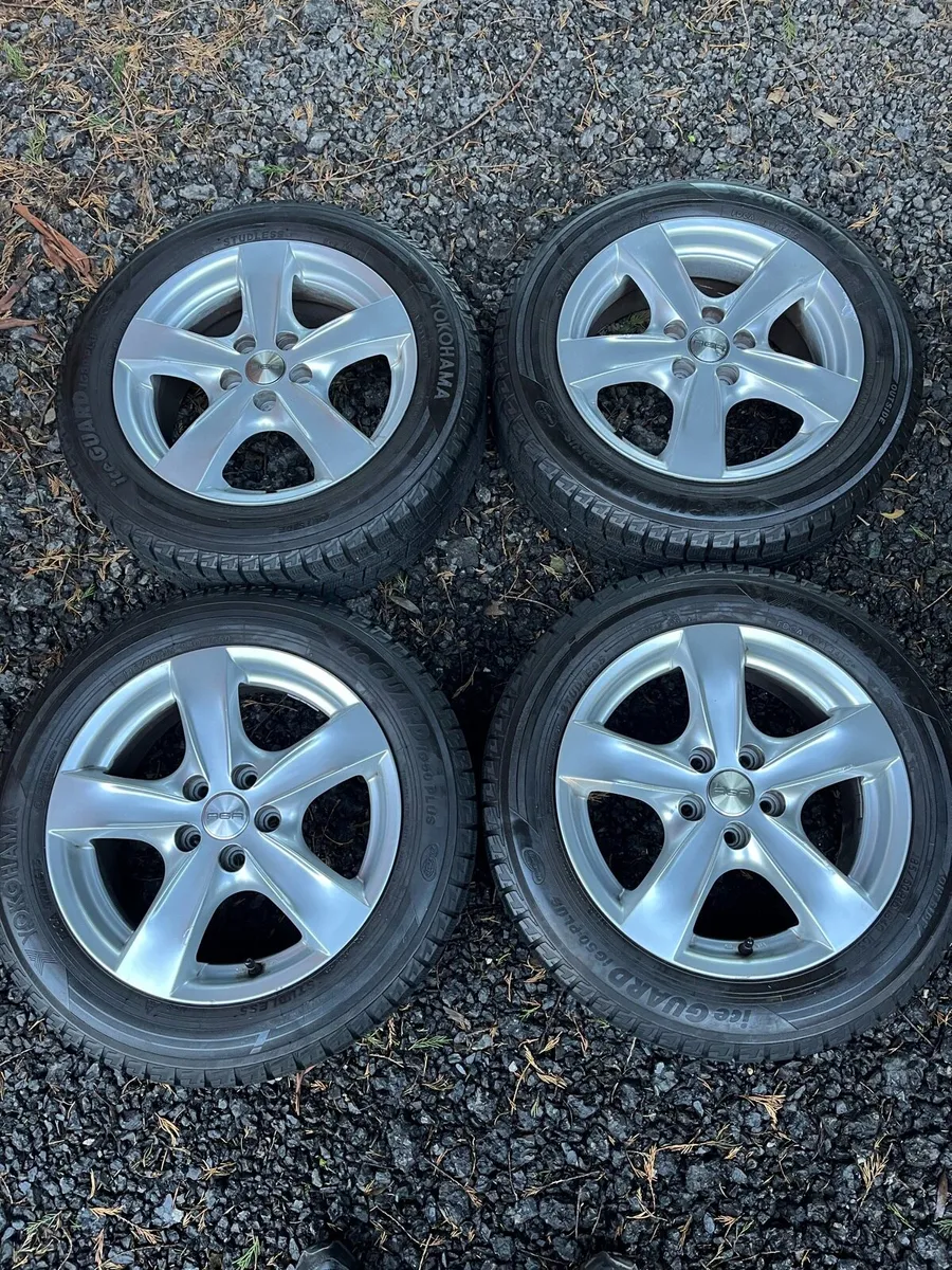 15’ VW Polo 5x100 alloy wheels - Image 1