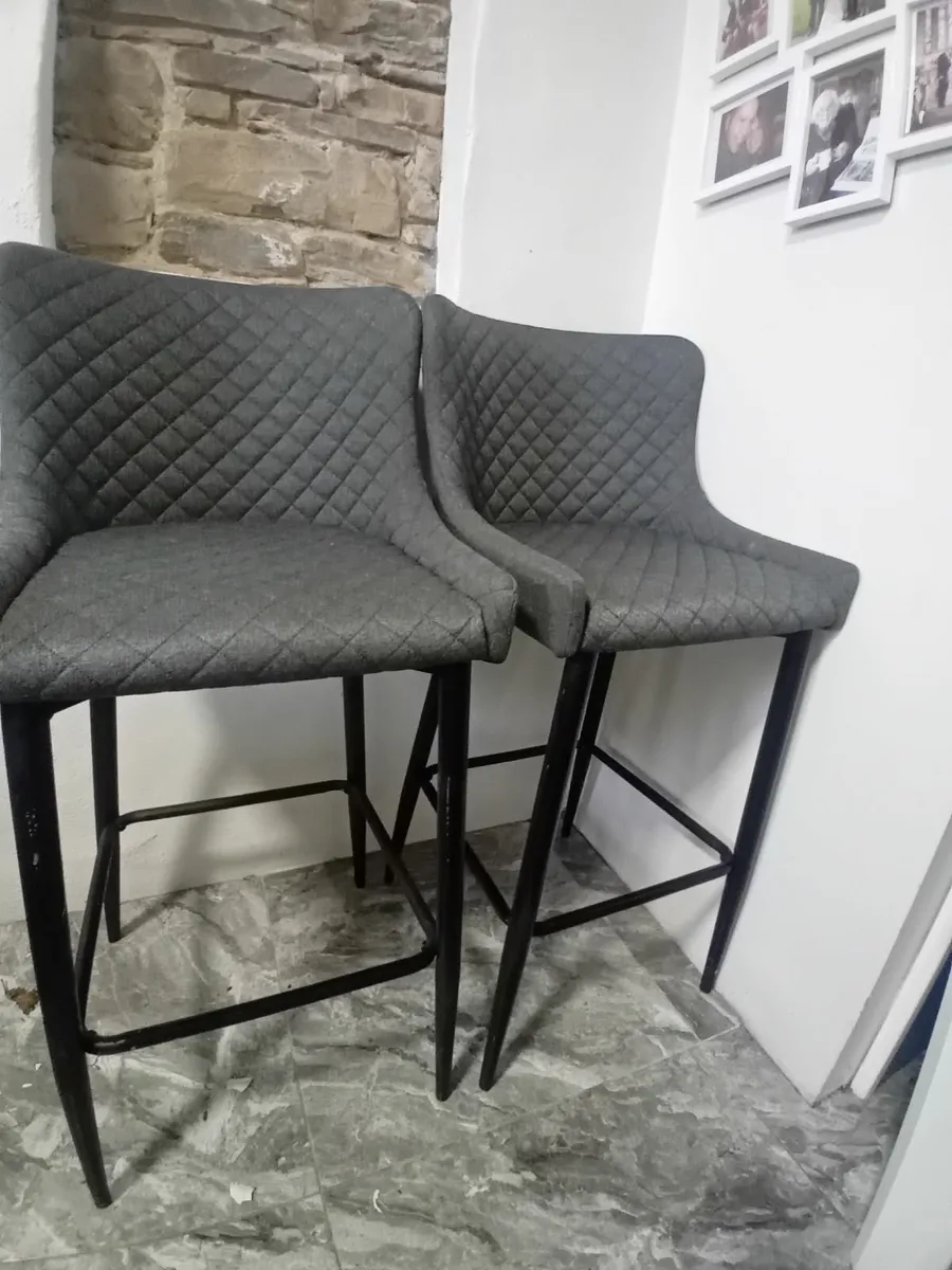 Grey bar stools x 4 - Image 2