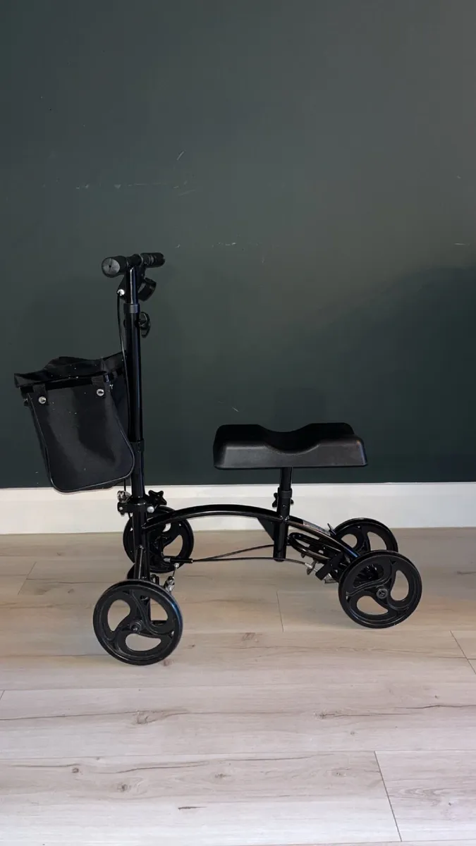 Knee Scooter - Image 1