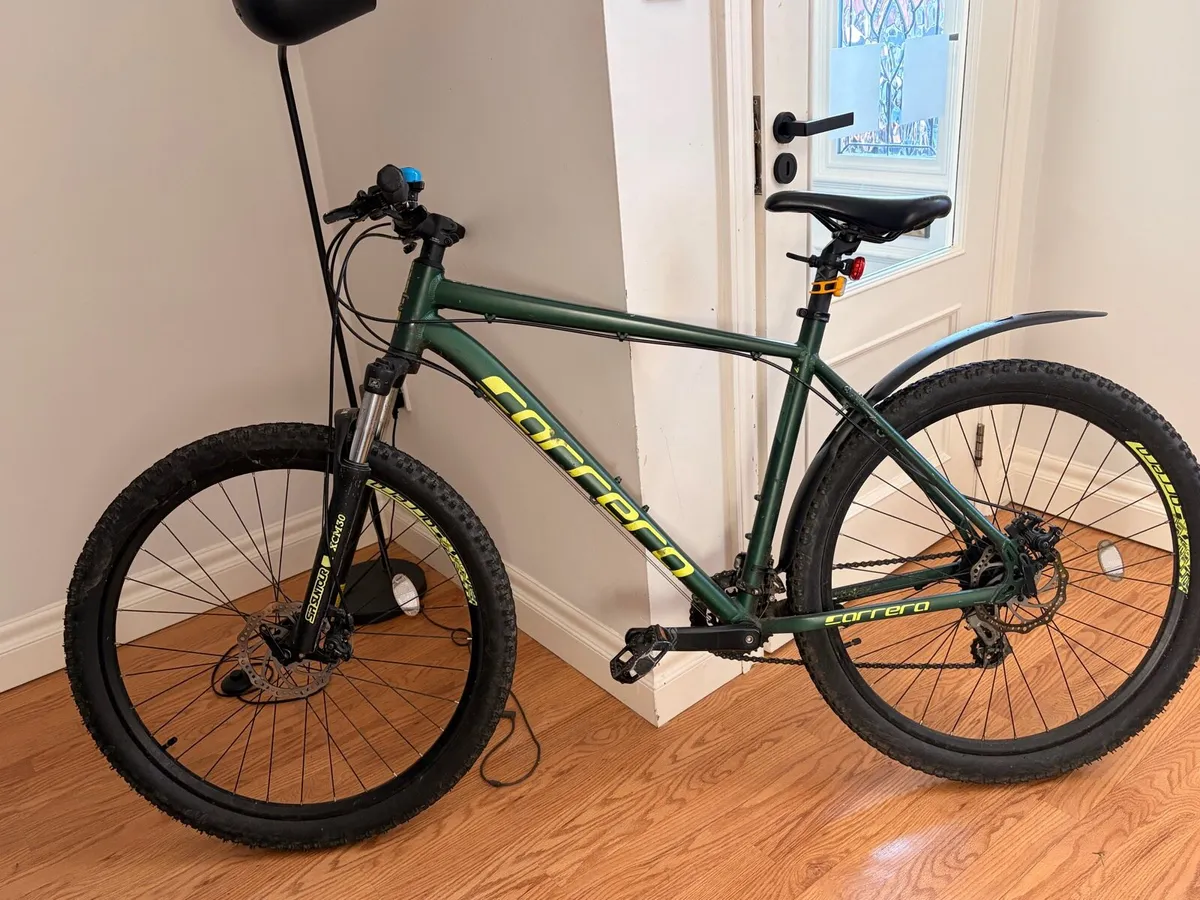 Carrera Vengeance 2×8 Hardtail Mountain Bike - Image 2