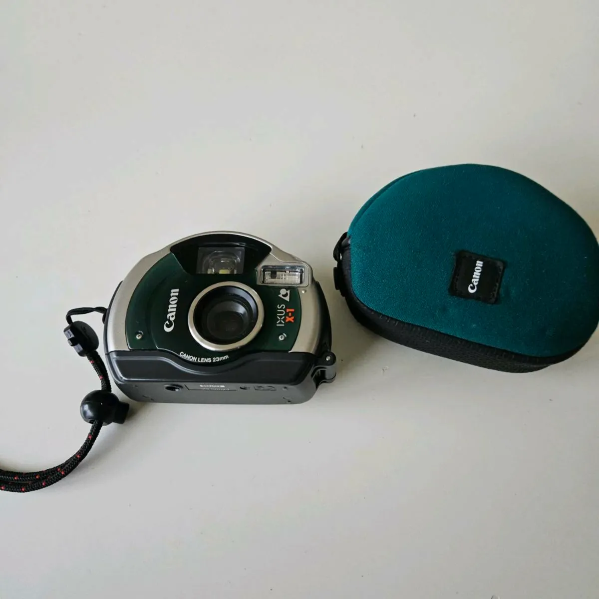 Canon ixus x-1 camera - Image 1
