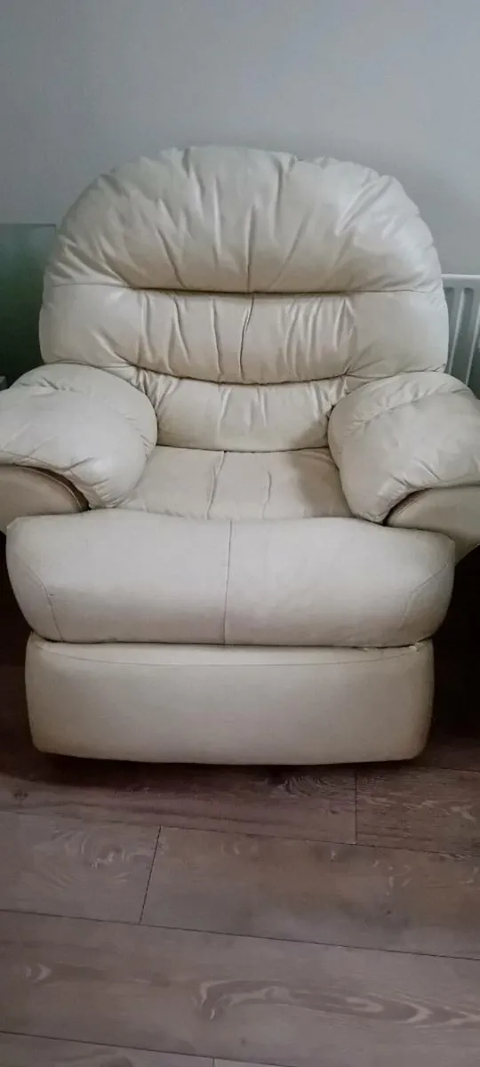 Recliner chair