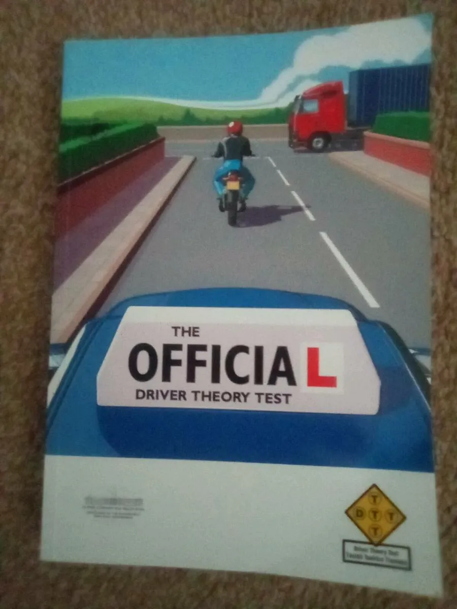 OFFICIAL.  DRIVER. THEORY.  TEST.  BOOK - Image 1