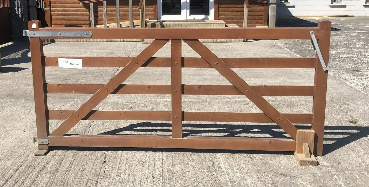 Field Gate- Nutgrove double gate Brown - Image 1