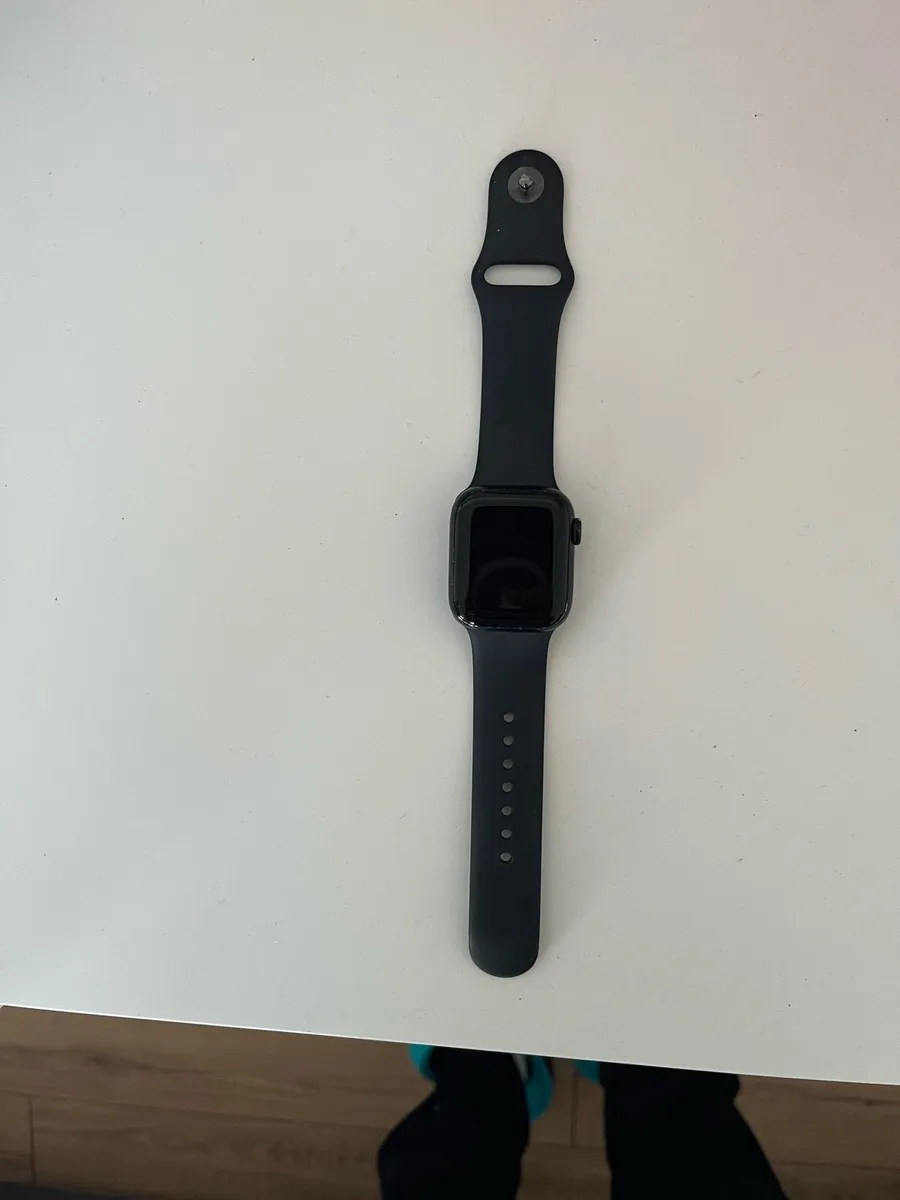 Apple Watch Series 7 - Image 1