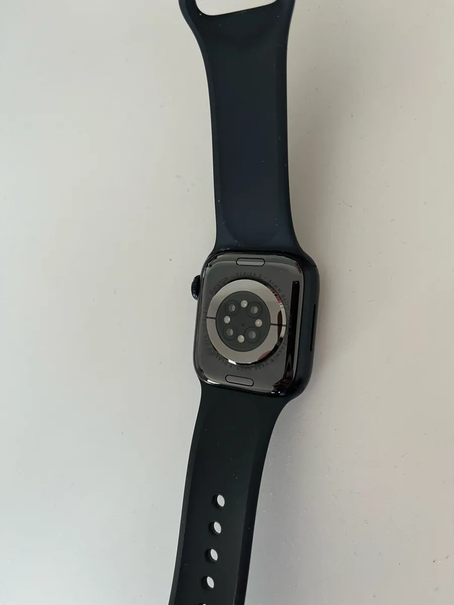 Apple Watch Series 7 - Image 3