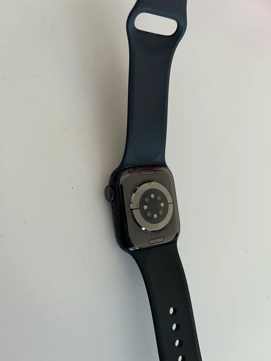 Apple Watch Series 7 - Image 4