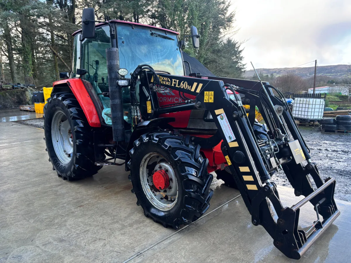 05 McCormick 105,2016 Ross Moore loader - Image 4