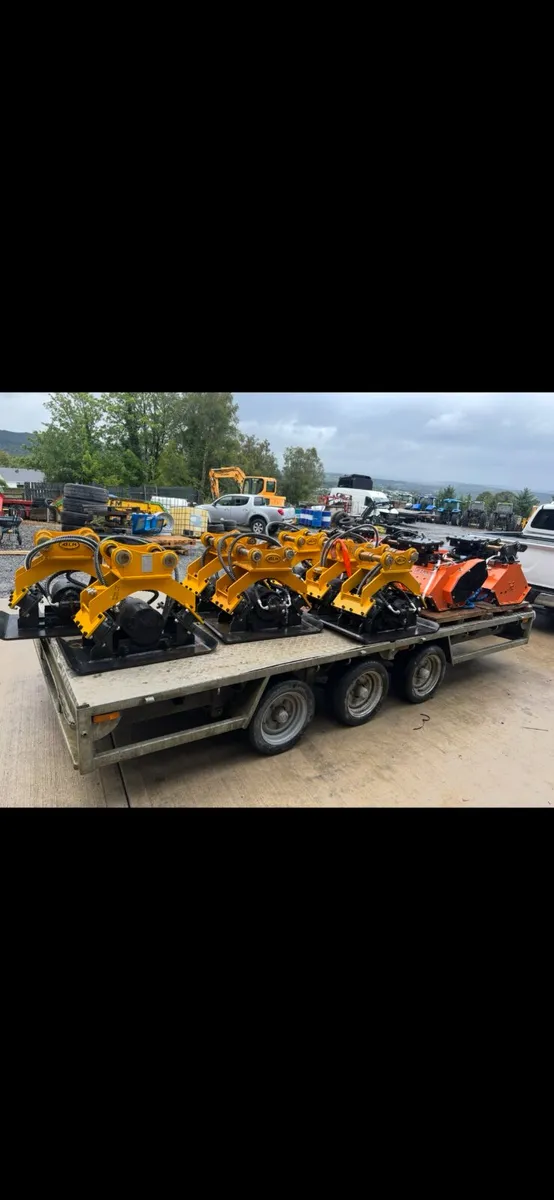 New BLK Compactor Plates - Image 1