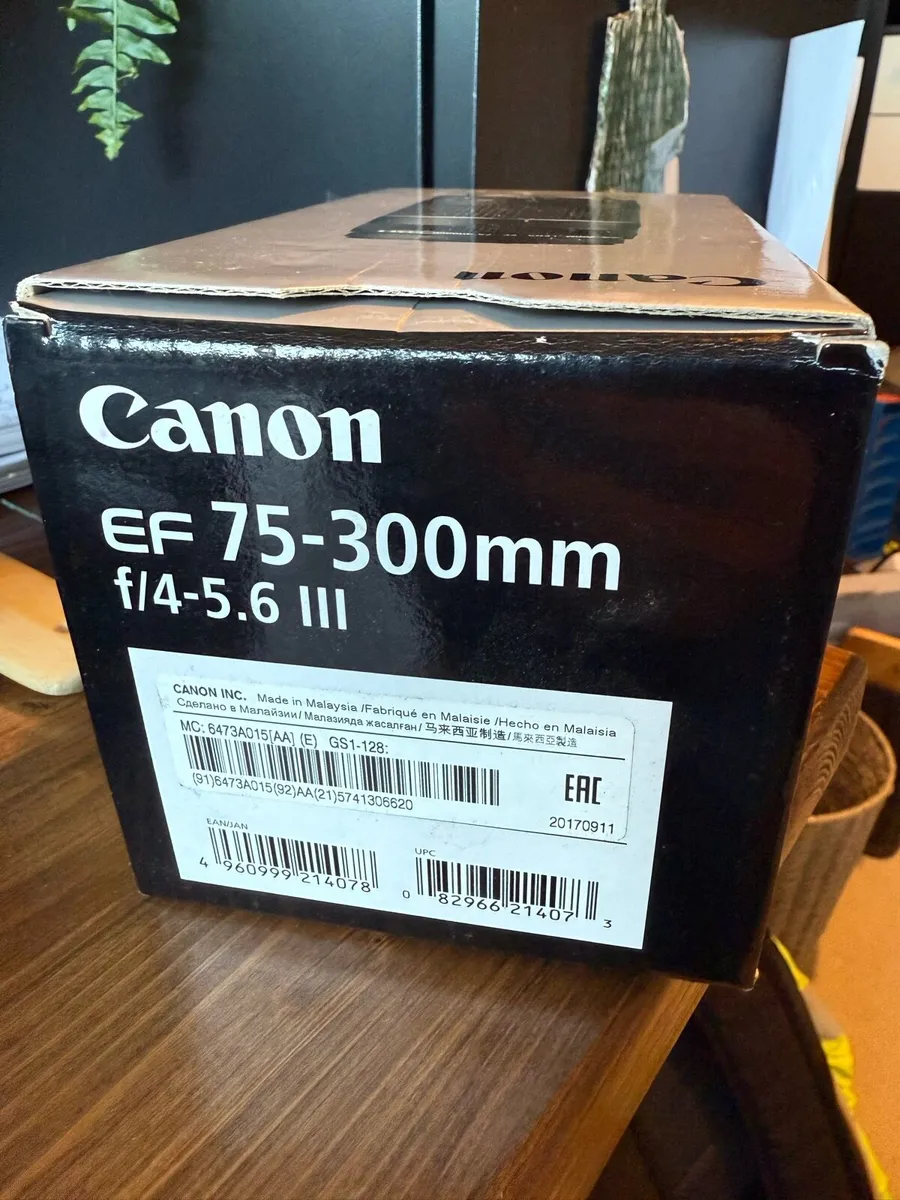 Camera lens - Image 2