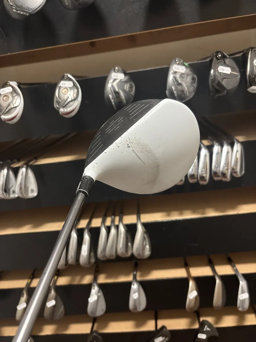 Taylor Made R15 (10.5 Reg) - Image 3