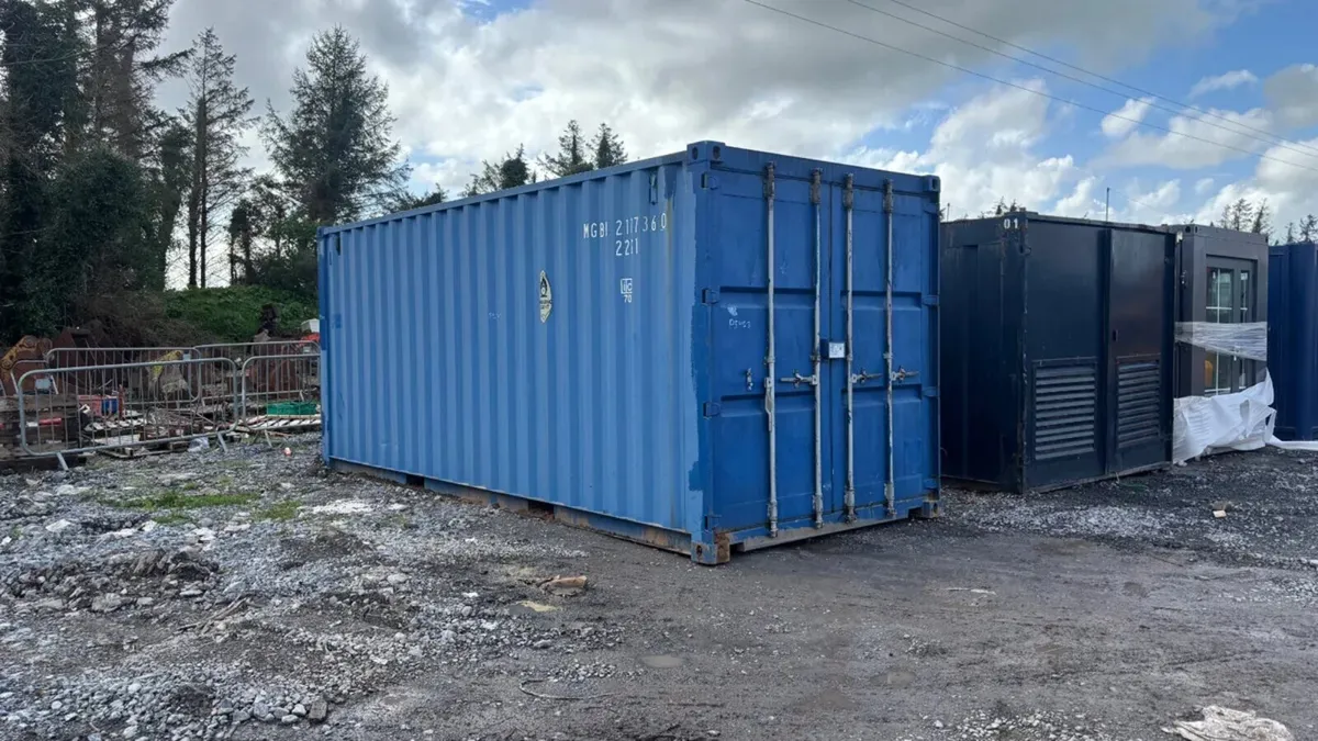 20ft x 8ft Container FULL of Rigging & Lifting Gea - Image 2