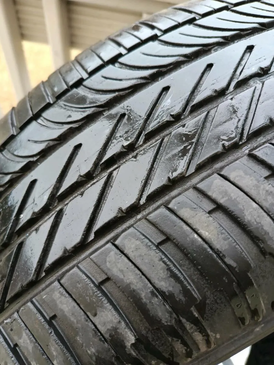 Goodyear tyres 235 60 r18 - Image 1