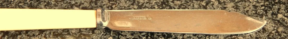 Set of 6 Vintage Fish Knives - Image 4