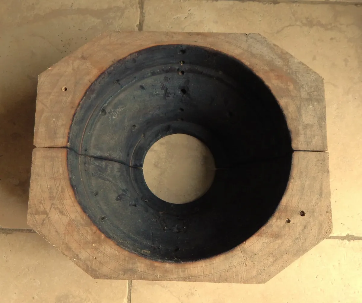 Heavy Wooden Glass Blowing Mould - Image 4