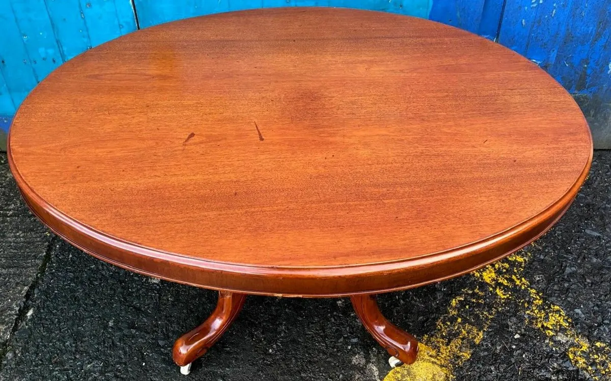 Breakfast Table - Image 3