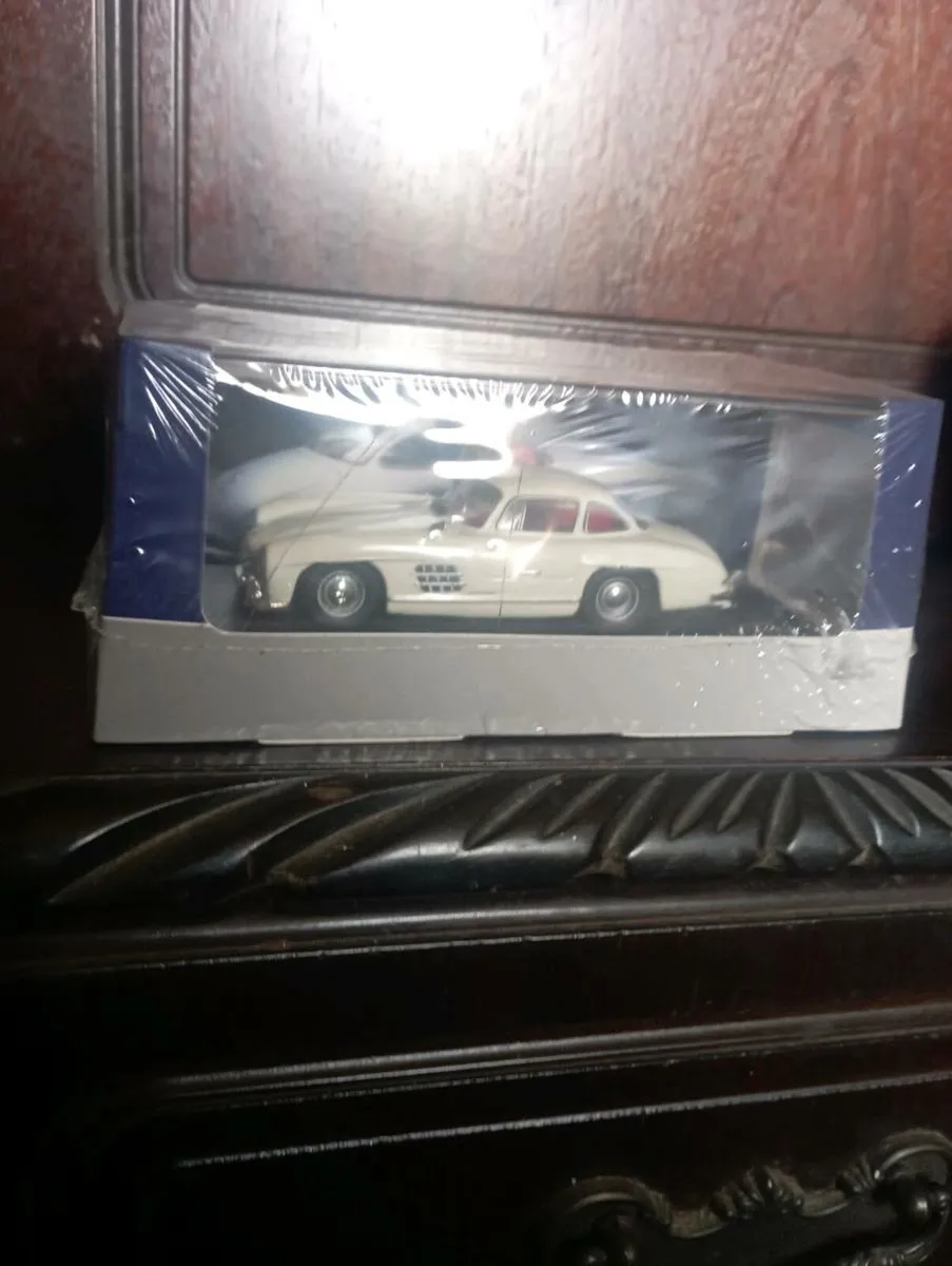 VINTAGE 1954 MERCEDES BENZ 300SL  COUPE SILVER . - Image 1