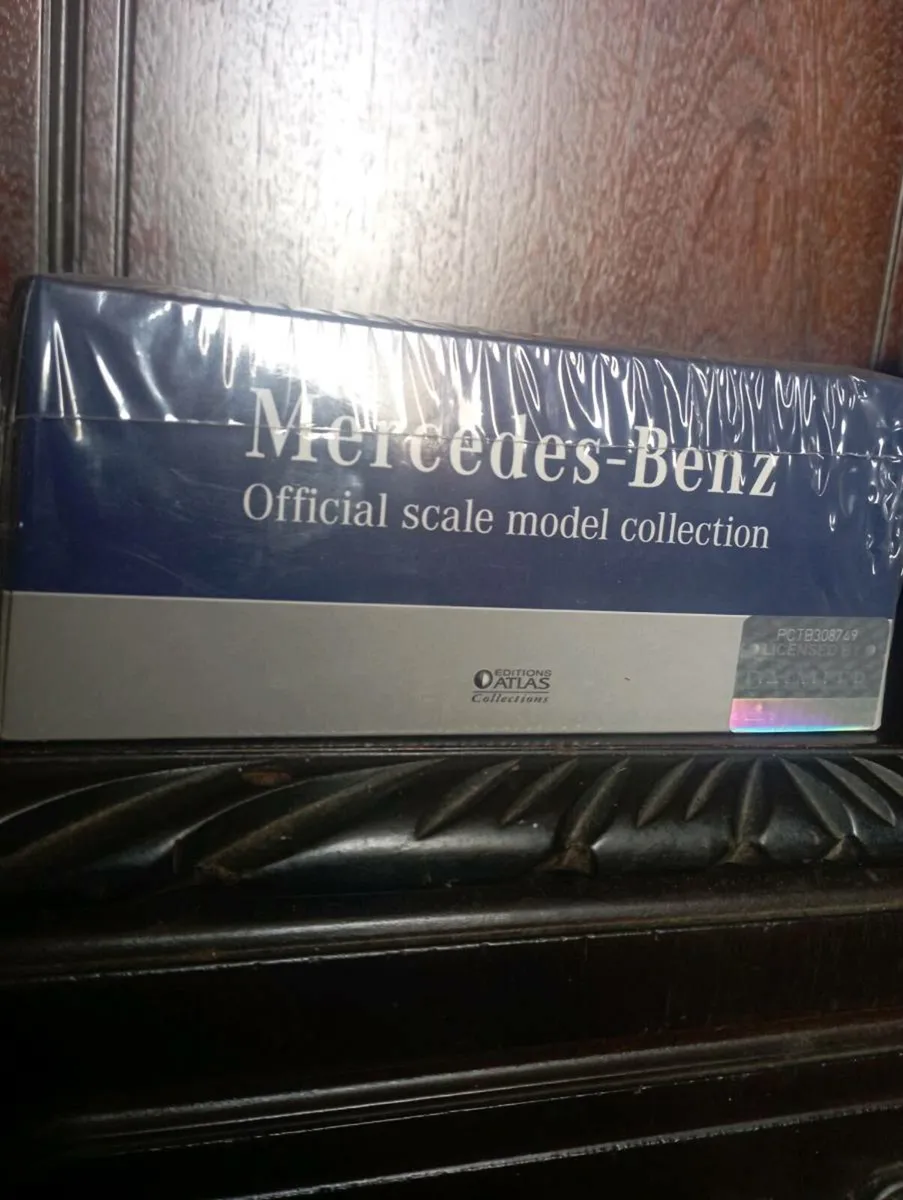 VINTAGE 1954 MERCEDES BENZ 300SL  COUPE SILVER . - Image 4