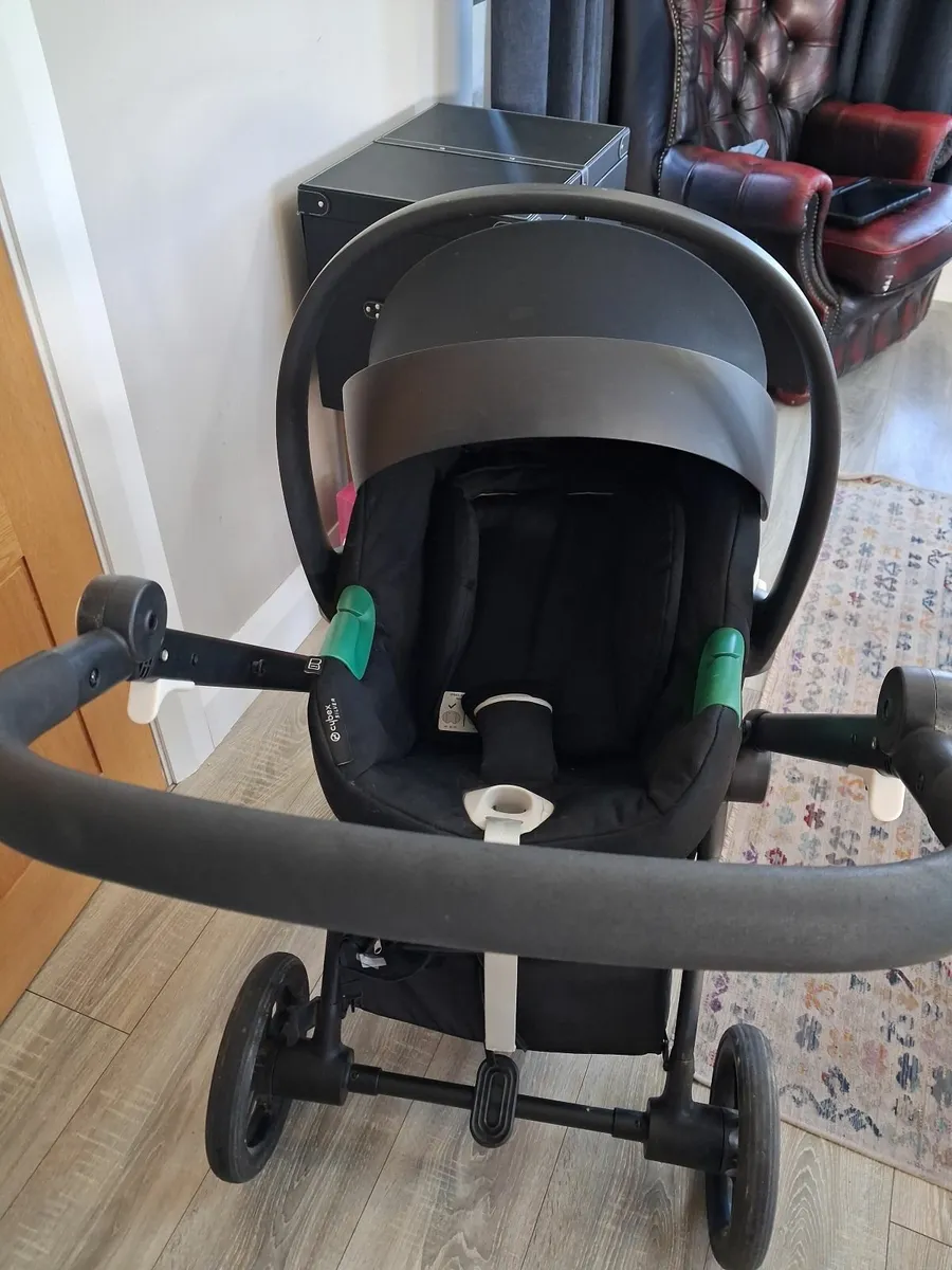 Cybex Baby Pram, Nup Nup highchair - Image 3